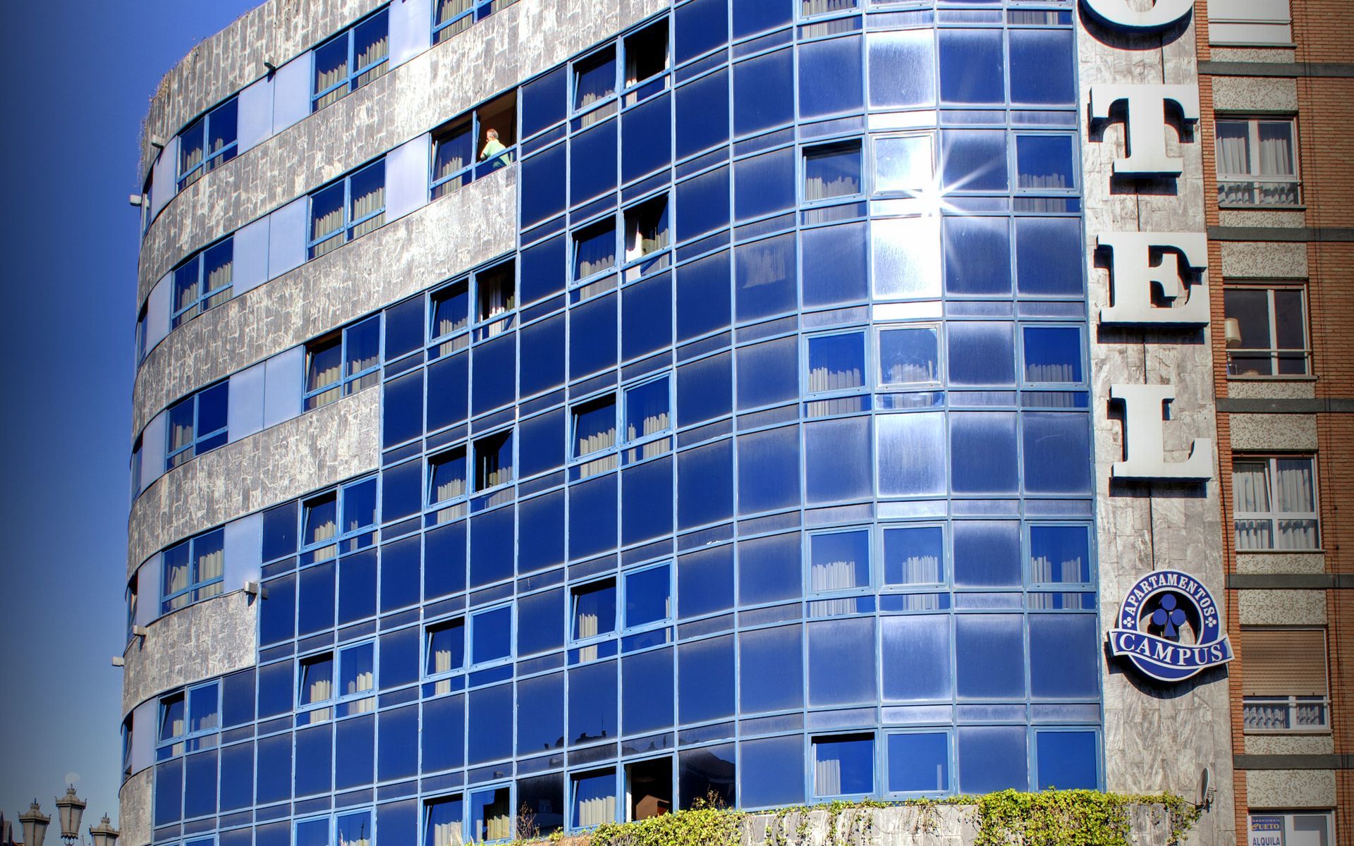 Aparthotel Campus Oviedo Exterior foto