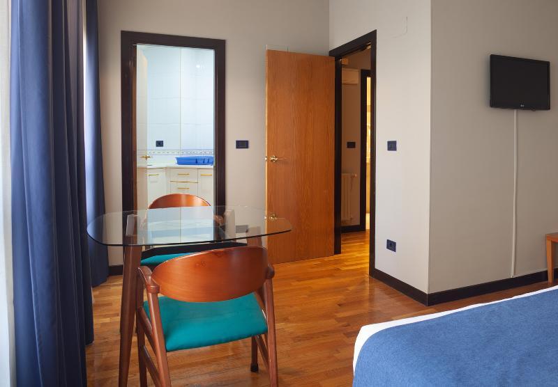 Aparthotel Campus Oviedo Exterior foto
